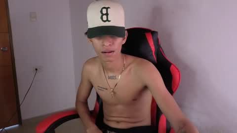 niklaus_wolf online show from 04-29-26, 07:53