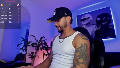 Snapshot of nikolahank1 chatting on 04-29-26, 07:12 Nikola Hank online show from 04-29-26, 07:12