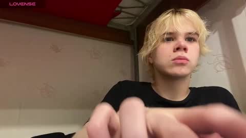 nikolasbucks online show from 12-14-25, 07:18