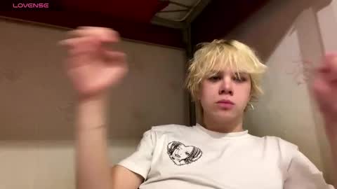 nikolasbucks online show from 12-19-25, 09:33