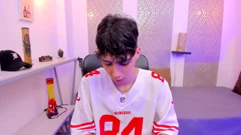    online show from 10-26-25, 04:18