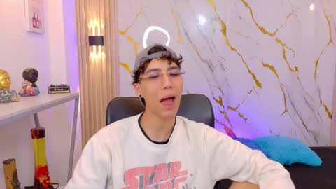    online show from 06-09-26, 04:35