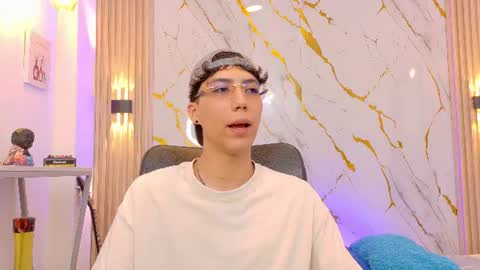    online show from 06-11-26, 04:21