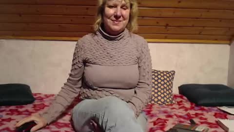 Nikole1 online show from 01-10-25, 05:13