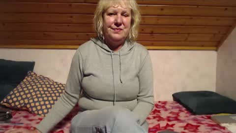 Nikole1 online show from 02-21-25, 05:20