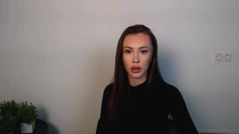 nikonara_ online show from 10-23-25, 04:28