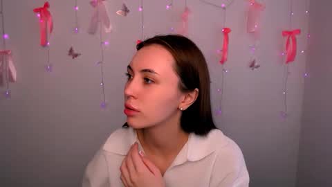 nikonara_ online show from 04-16-26, 10:05