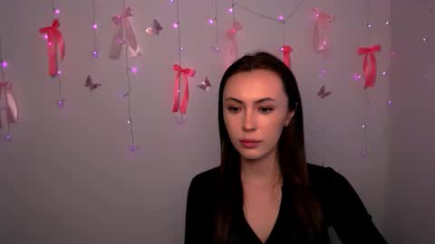 nikonara_ online show from 04-24-26, 12:18