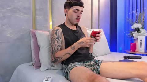 Snapshot of nikostone chatting on 07-26-26, 04:53 Niko Stone online show from 07-26-26, 04:53