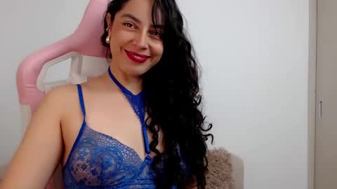 Snapshot of niky_blue chatting on 01-05-26, 10:13 niky_blue online show from 01-05-26, 10:13