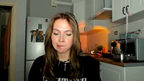 Veronica online show from 02-06-25, 09:06