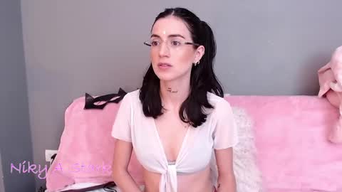 Snapshot of nikyastark chatting on 02-27-25, 09:22 Niky A Stark online show from 02-27-25, 09:22