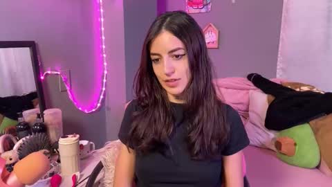 Snapshot of nikyastark chatting on 11-25-25, 09:31 Niky A Stark online show from 11-25-25, 09:31