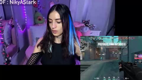 Snapshot of nikyastark chatting on 02-15-26, 08:13 Niky A Stark online show from 02-15-26, 08:13