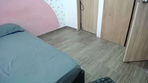 Snapshot of nila_kaia chatting on 06-21-26, 11:57 nila online show from 06-21-26, 11:57