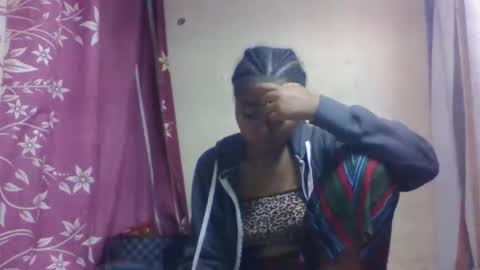 nilah online show from 09-26-25, 08:07