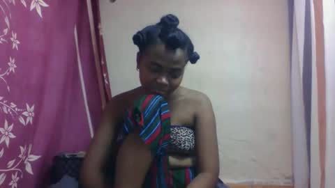 nilah online show from 09-30-25, 10:09