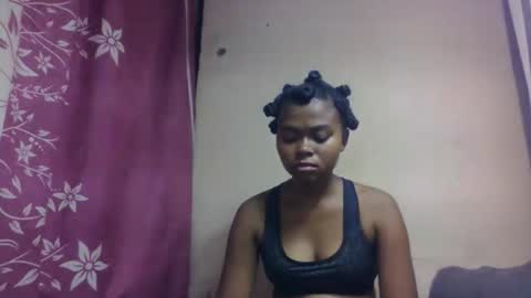 nilah online show from 10-23-25, 06:45