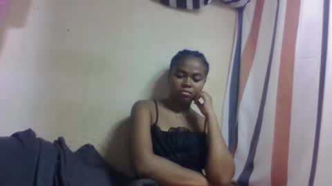 nilah online show from 11-24-25, 07:02