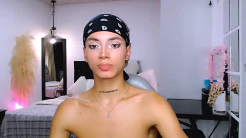 Nilam online show from 02-14-25, 01:45