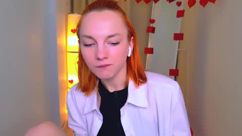 Nillie online show from 02-08-25, 01:54