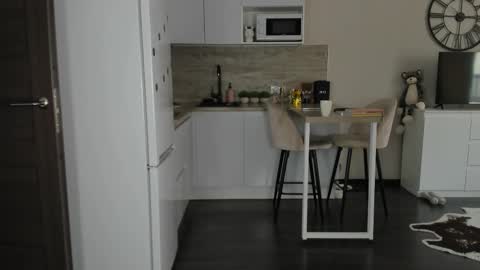 Snapshot of nilliluv chatting on 02-24-26, 10:46 Bella online show from 02-24-26, 10:46