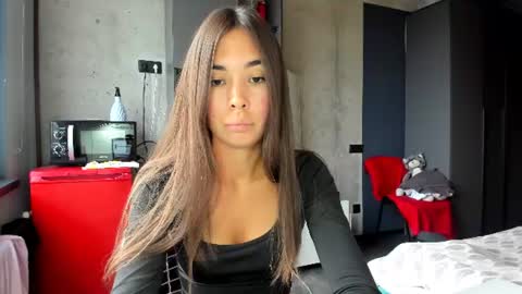 Bella online show from 08-08-26, 03:08