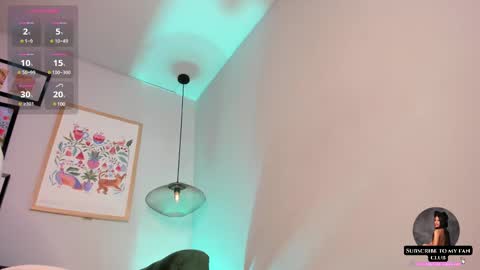 Nina online show from 02-19-25, 12:14