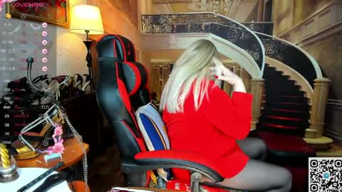 Nina online show from 04-26-26, 04:04