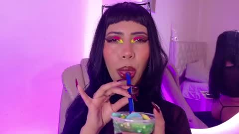 Nina Fox  online show from 07-19-26, 10:13