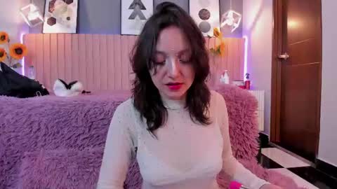 nina_ford_ online show from 06-24-26, 03:05