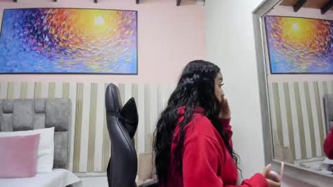 Snapshot of nina_glow_ chatting on 05-30-26, 10:56 nina_glow_ online show from 05-30-26, 10:56