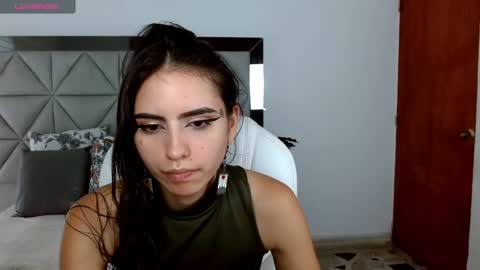 Snapshot of nina_pons chatting on 12-06-24, 08:51  Nina  online show from 12-06-24, 08:51