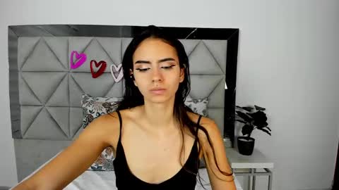 Snapshot of nina_pons chatting on 02-17-25, 09:41  Nina  online show from 02-17-25, 09:41