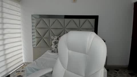 Snapshot of nina_pons chatting on 03-12-25, 08:31  Nina  online show from 03-12-25, 08:31