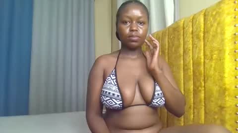 Nina online show from 10-30-25, 02:13