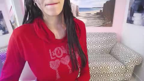 Nina online show from 10-25-25, 12:13