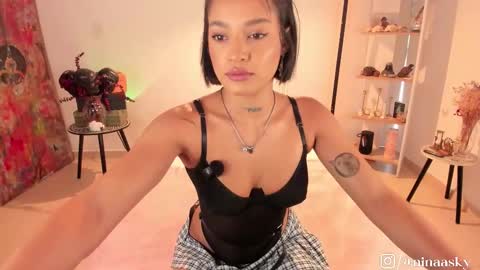 Snapshot of ninaa_sky chatting on 10-30-25, 02:29 online show from 10-30-25, 02:29