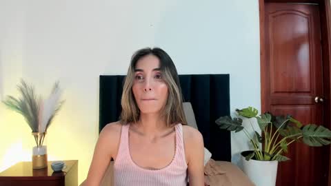 Nina online show from 01-28-25, 06:07