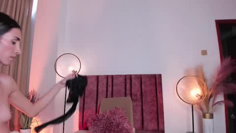Nina online show from 03-01-25, 06:11