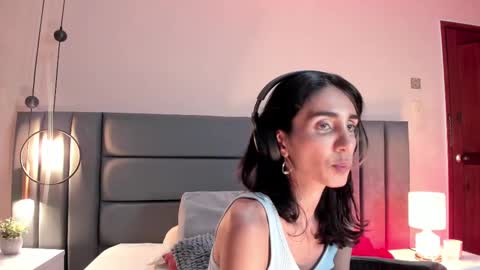 Nina online show from 09-09-25, 06:29
