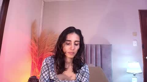 Nina online show from 09-30-25, 06:02