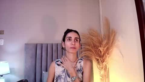 Nina online show from 10-18-25, 06:08