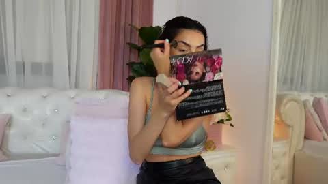 NinaCrystal online show from 07-02-26, 10:43