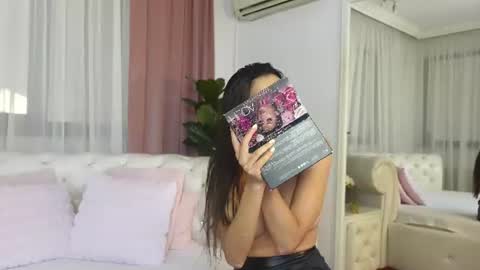 NinaCrystal online show from 07-28-26, 10:32
