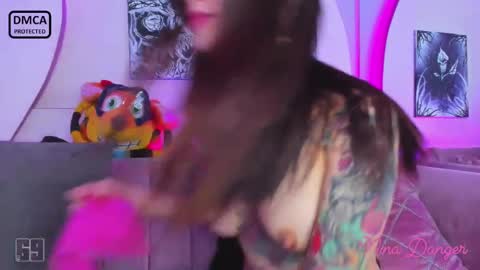 Snapshot of ninadanger chatting on 01-09-25, 02:51 Heyyy guys Im Ninas crazy online show from 01-09-25, 02:51