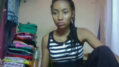 ninaeaa online show from 04-11-26, 01:04