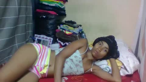 ninaeaa online show from 05-21-26, 09:00