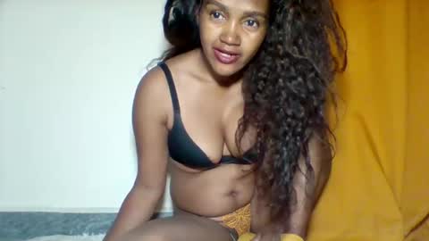 Snapshot of ninah_rise chatting on 10-07-25, 02:31 ninah_rise online show from 10-07-25, 02:31
