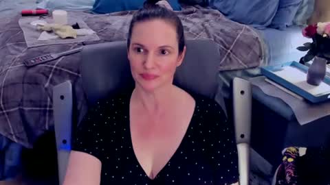 Snapshot of ninajaymes chatting on 01-19-25, 09:44 Nina Jaymes online show from 01-19-25, 09:44